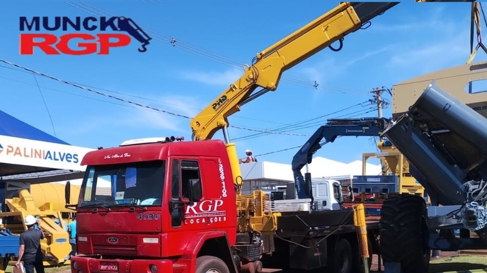Munck Ribeirão Preto Carregamento e descarregamento com Munck rápido Munck RGP